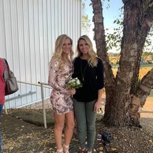 Meet your Posher, Julia